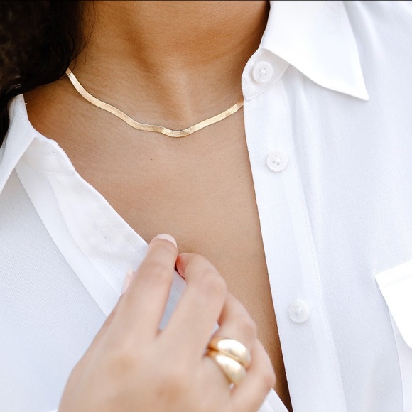 NEW Gold plated Herringbone Necklace - Picture 2 of 5